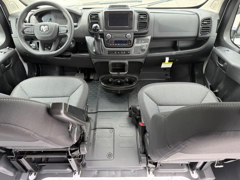 Ram ProMaster Cargo Van Vehicle Image 06