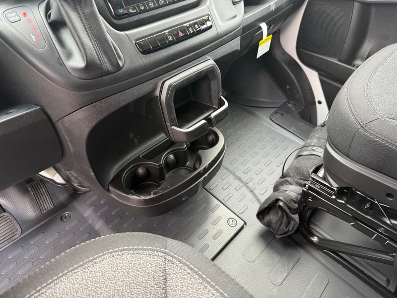 Ram ProMaster Cargo Van Vehicle Image 14