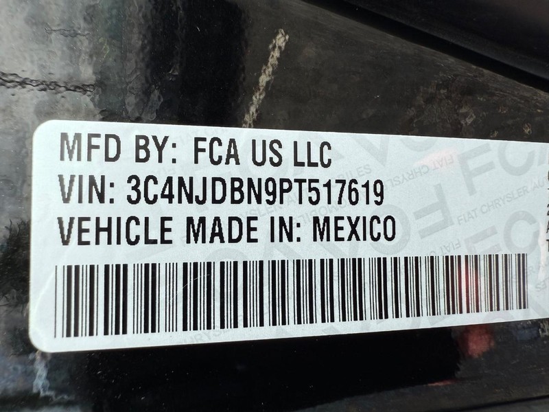 Jeep Compass Vehicle Image 26