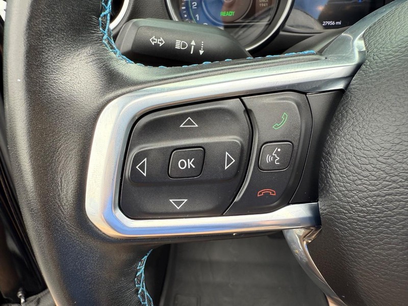 Jeep Wrangler 4xe Vehicle Image 14
