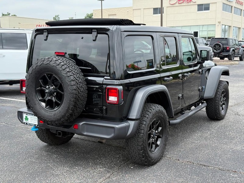 Jeep Wrangler 4xe Vehicle Image 03