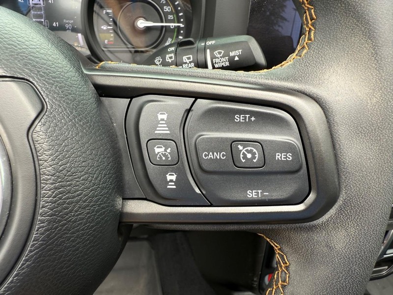 Jeep Wrangler 4xe Vehicle Image 15