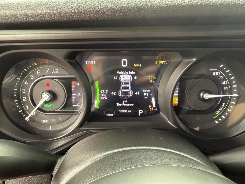 Jeep Wrangler 4xe Vehicle Image 23