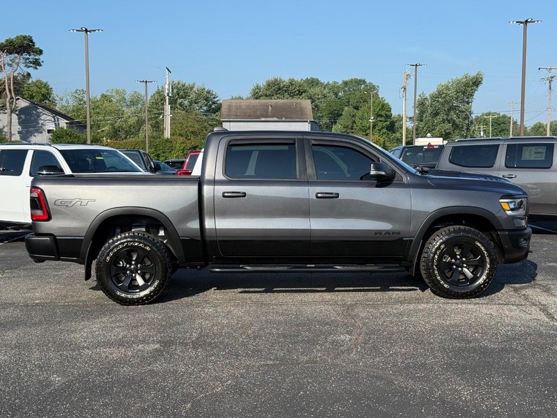 Ram 1500 Vehicle Image 02