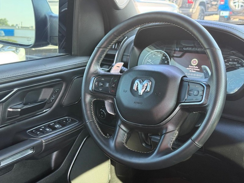 Ram 1500 Vehicle Image 12