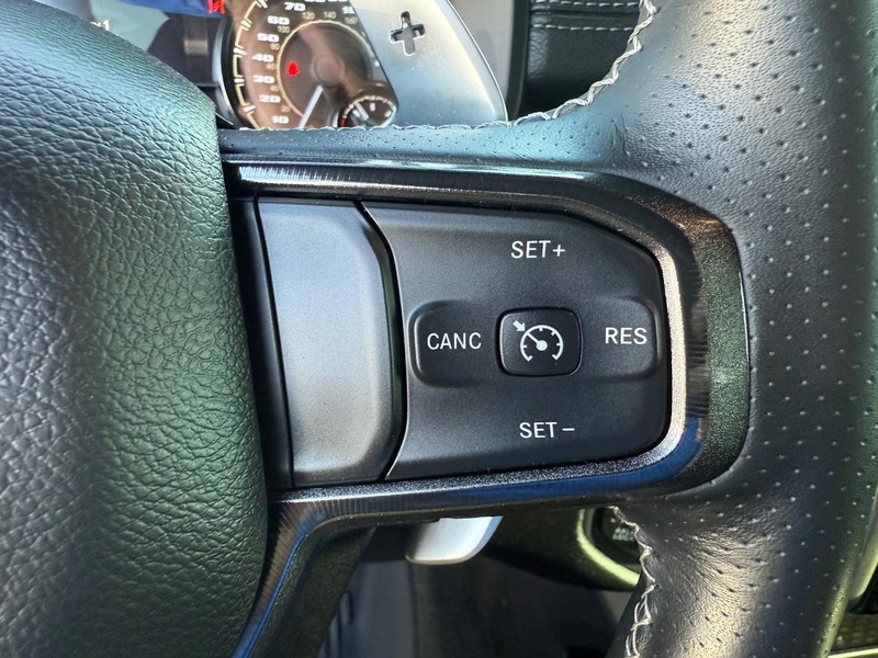 Ram 1500 Vehicle Image 14