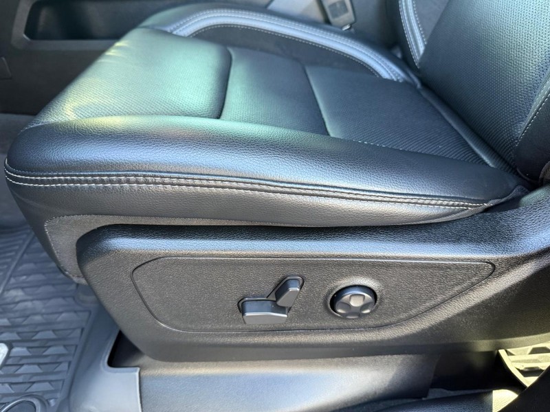 Ram 1500 Vehicle Image 23