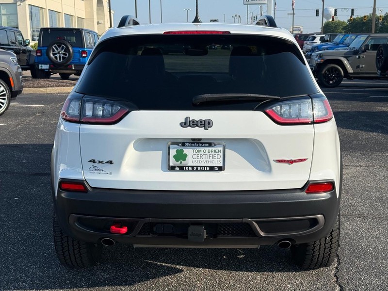 Jeep Cherokee Vehicle Image 04