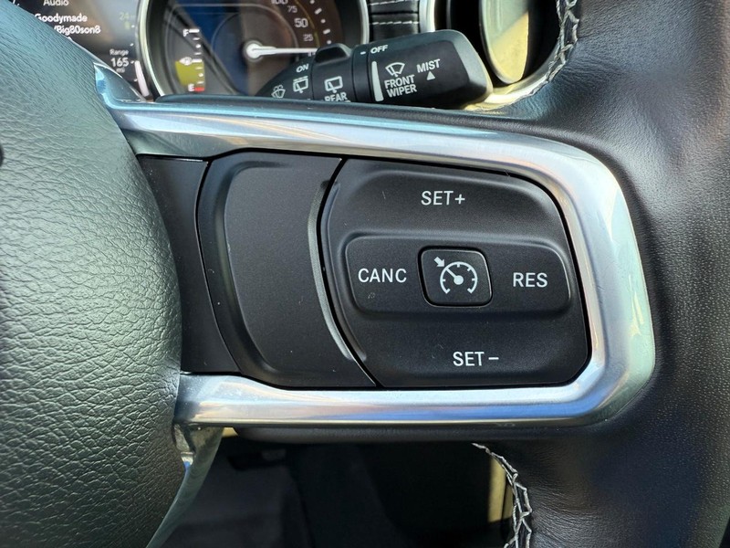Jeep Wrangler 4xe Vehicle Image 15