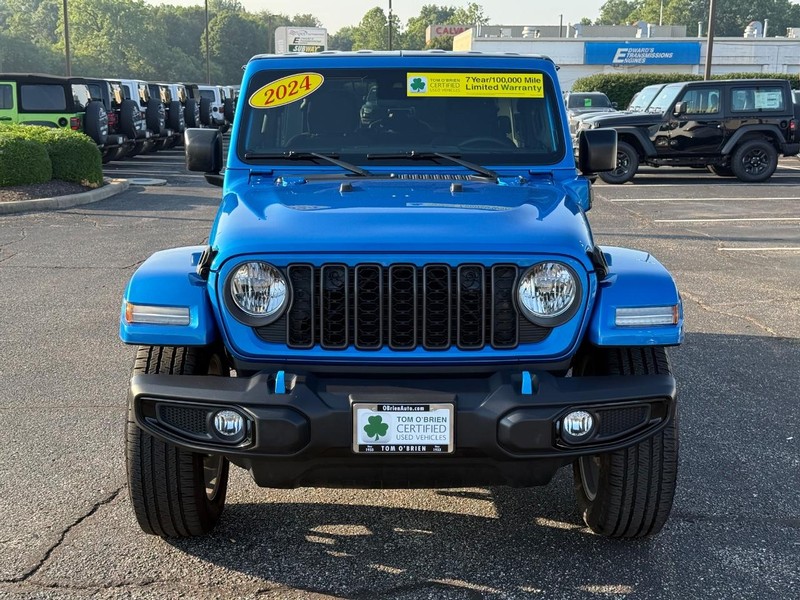 Jeep Wrangler 4xe Vehicle Image 09