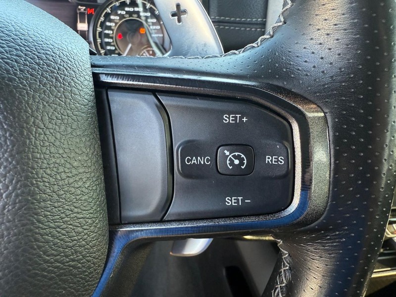 Ram 1500 Vehicle Image 15