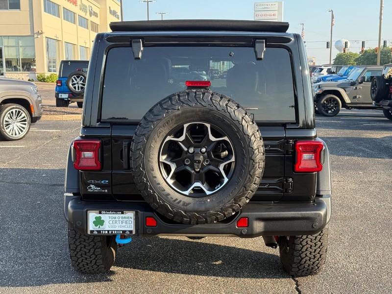 Jeep Wrangler 4xe Vehicle Image 04