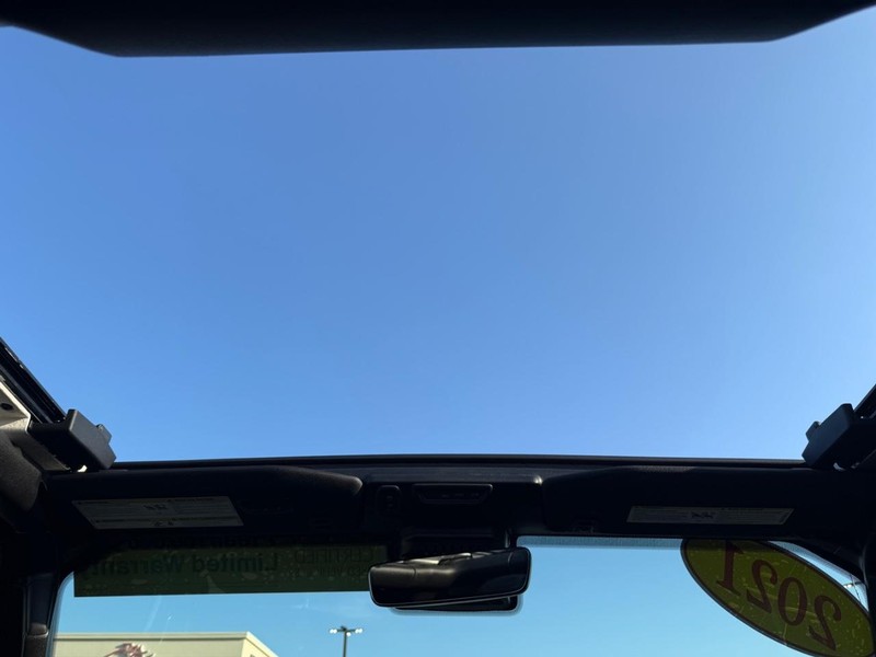 Jeep Wrangler 4xe Vehicle Image 11