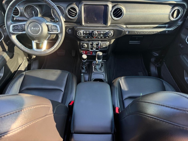 Jeep Wrangler 4xe Vehicle Image 12