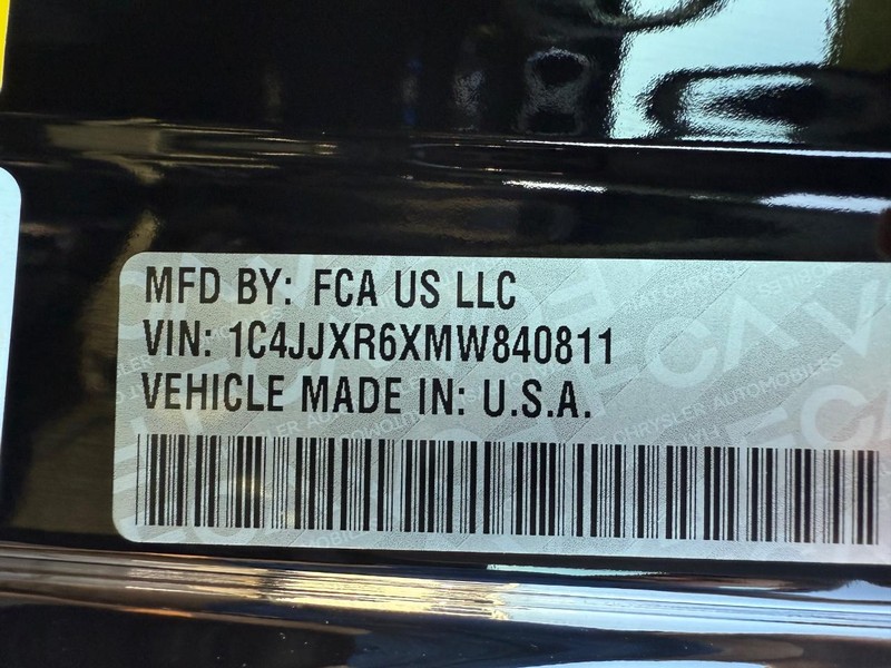 Jeep Wrangler 4xe Vehicle Image 28