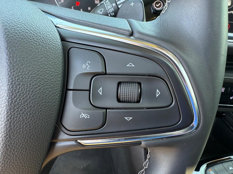 Buick Envision Vehicle Image 16