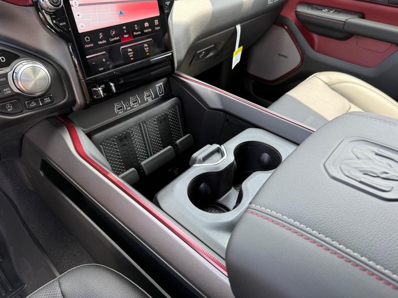 Ram 1500 Vehicle Image 12
