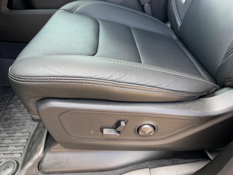 Ram 1500 Vehicle Image 18
