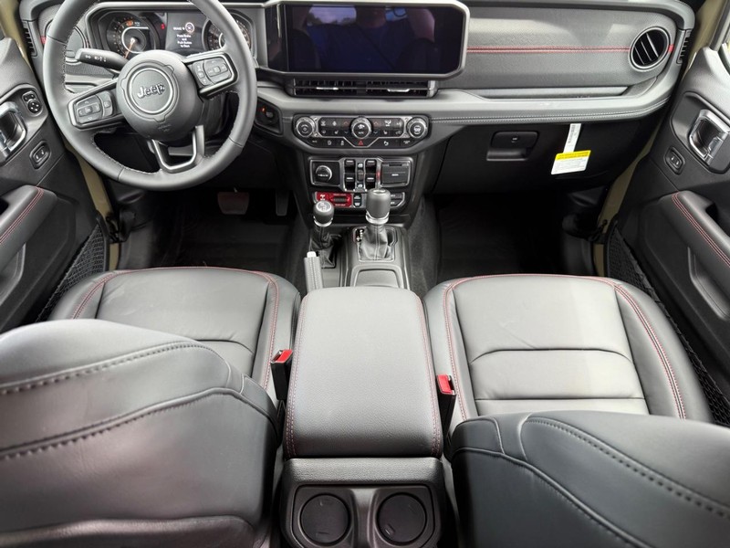 Jeep Wrangler Vehicle Image 05