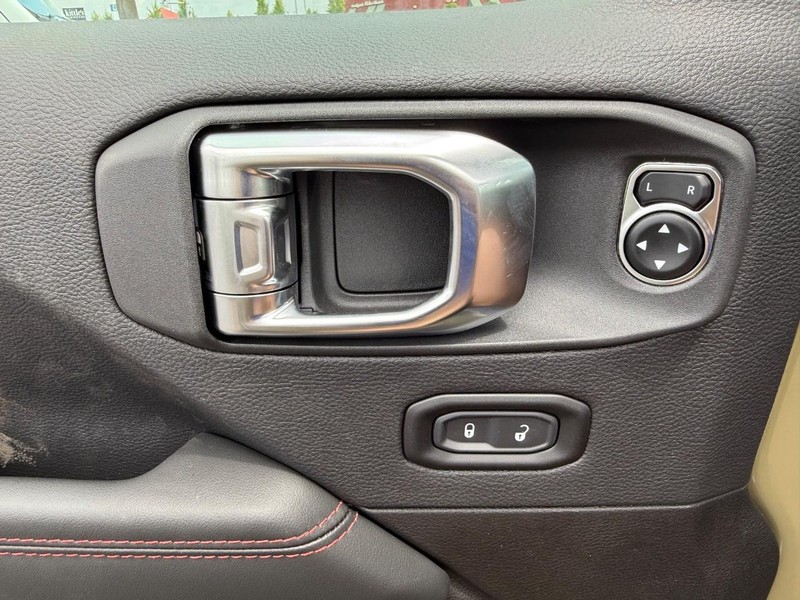 Jeep Wrangler Vehicle Image 19