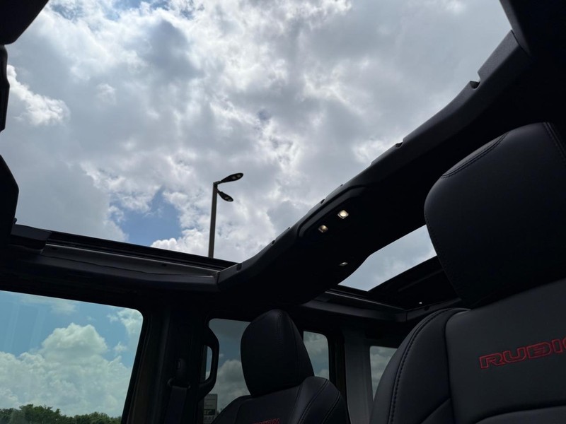 Jeep Wrangler Vehicle Image 21