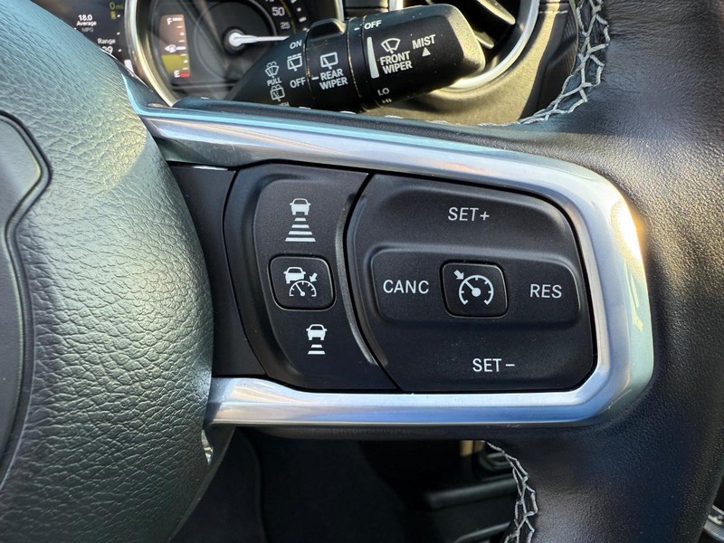 Jeep Wrangler 4xe Vehicle Image 15