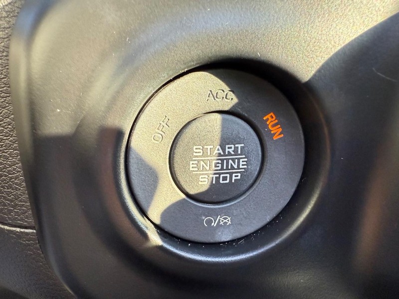 Jeep Wrangler 4xe Vehicle Image 16