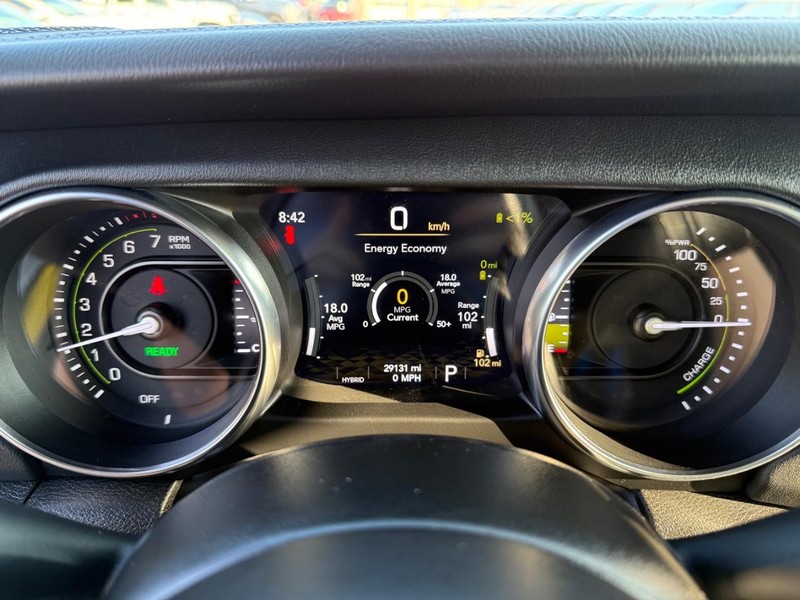 Jeep Wrangler 4xe Vehicle Image 24