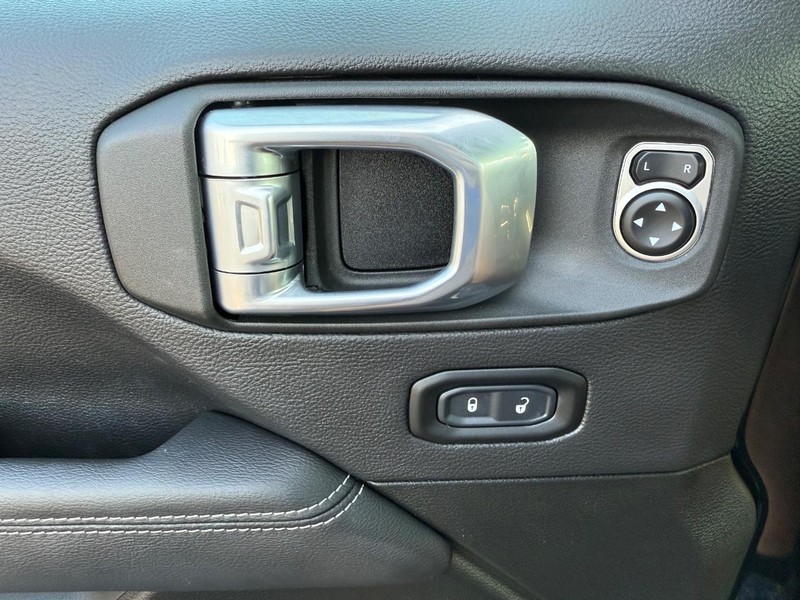 Jeep Wrangler 4xe Vehicle Image 26