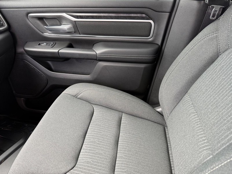 Ram 1500 Vehicle Image 19