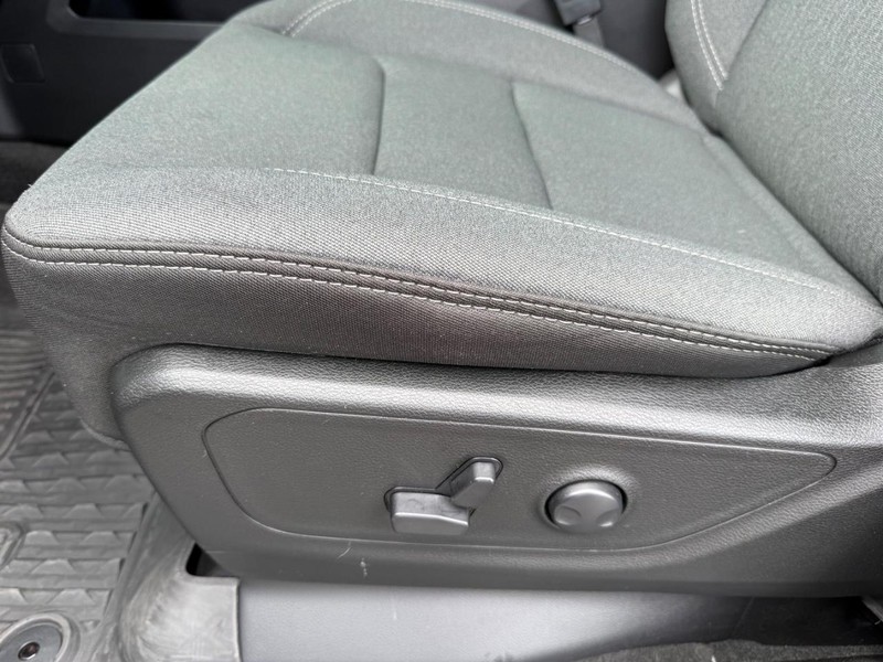 Ram 1500 Vehicle Image 23