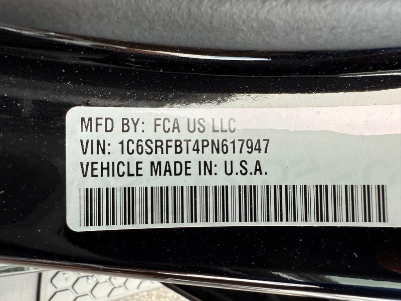 Ram 1500 Vehicle Image 24