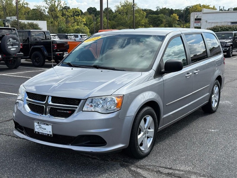 Dodge Grand Caravan Vehicle Image 08
