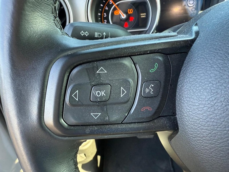 Jeep Wrangler Vehicle Image 13