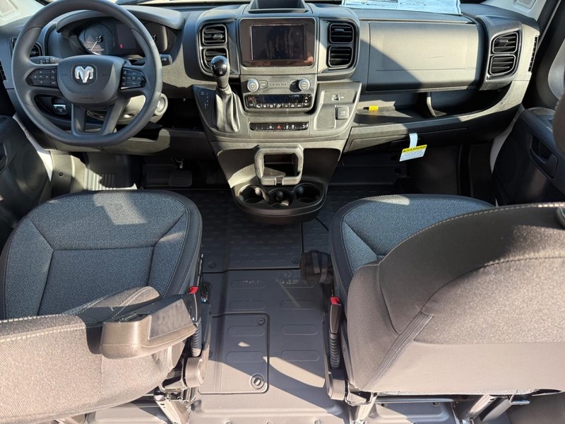 Ram ProMaster Cargo Van Vehicle Image 06