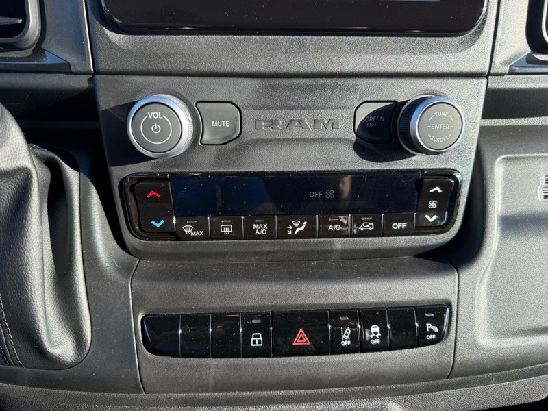 Ram ProMaster Cargo Van Vehicle Image 12