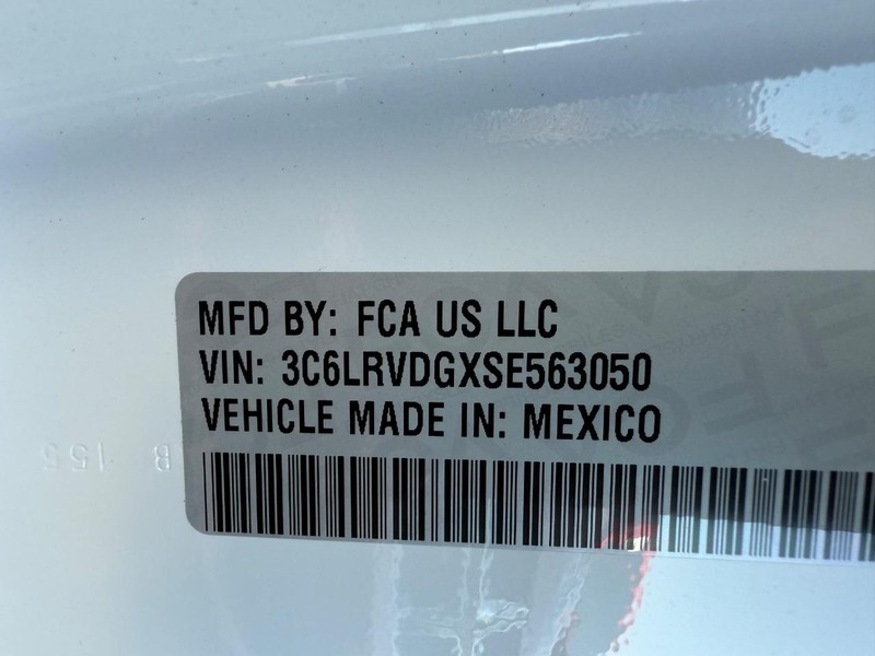 Ram ProMaster Cargo Van Vehicle Image 18