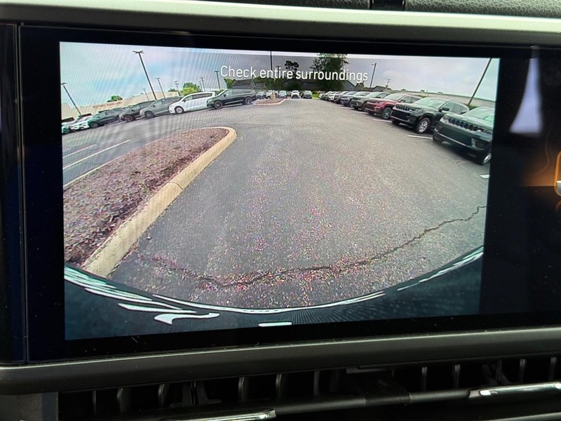 Jeep Wrangler Vehicle Image 11