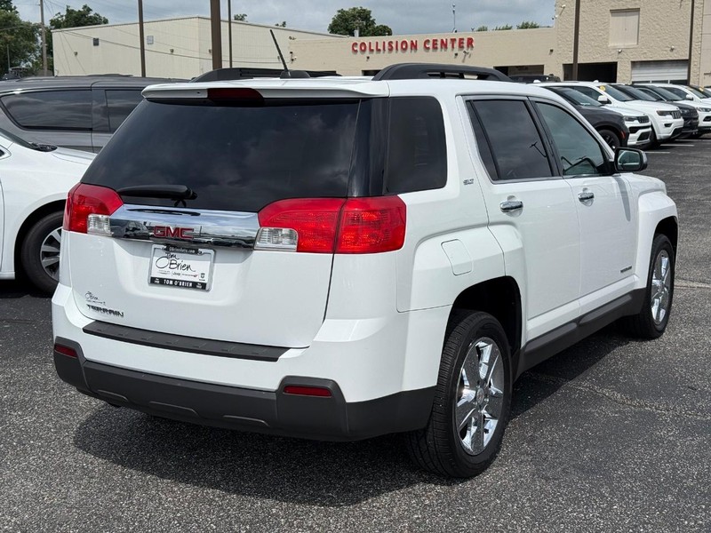GMC Terrain Vehicle Image 03