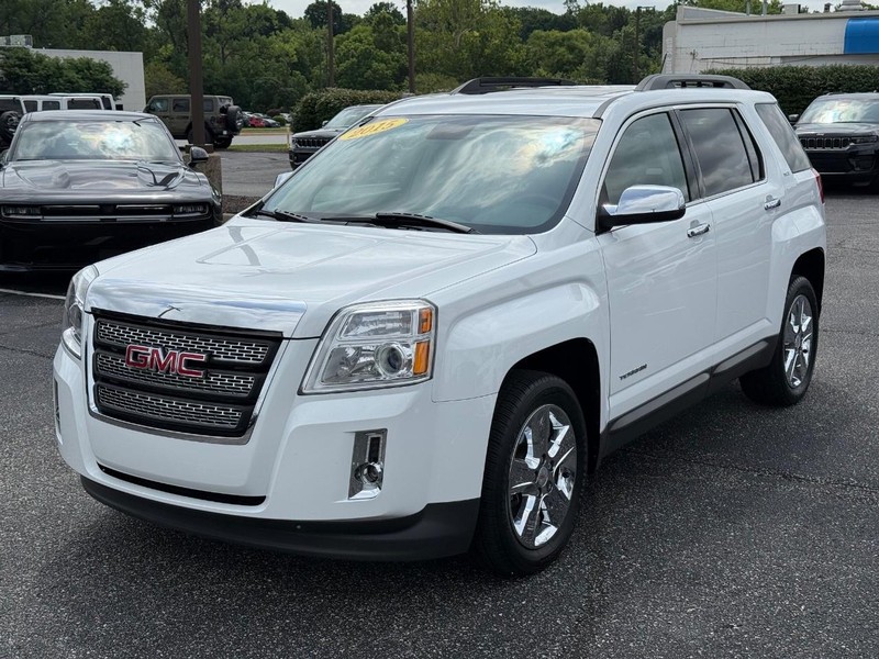 GMC Terrain Vehicle Image 09