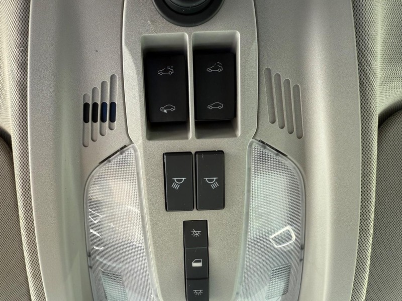 GMC Terrain Vehicle Image 23
