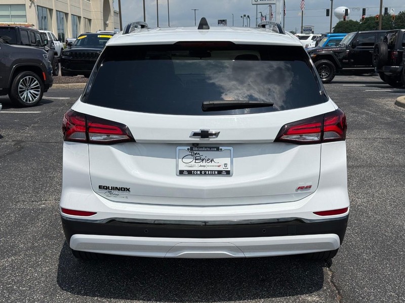 Chevrolet Equinox Vehicle Image 04