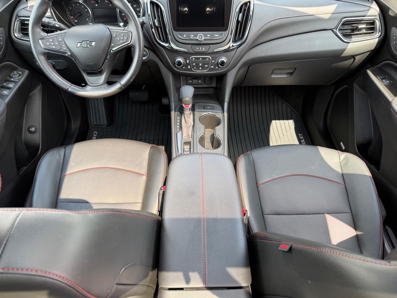 Chevrolet Equinox Vehicle Image 13