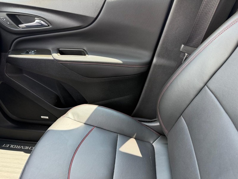 Chevrolet Equinox Vehicle Image 23