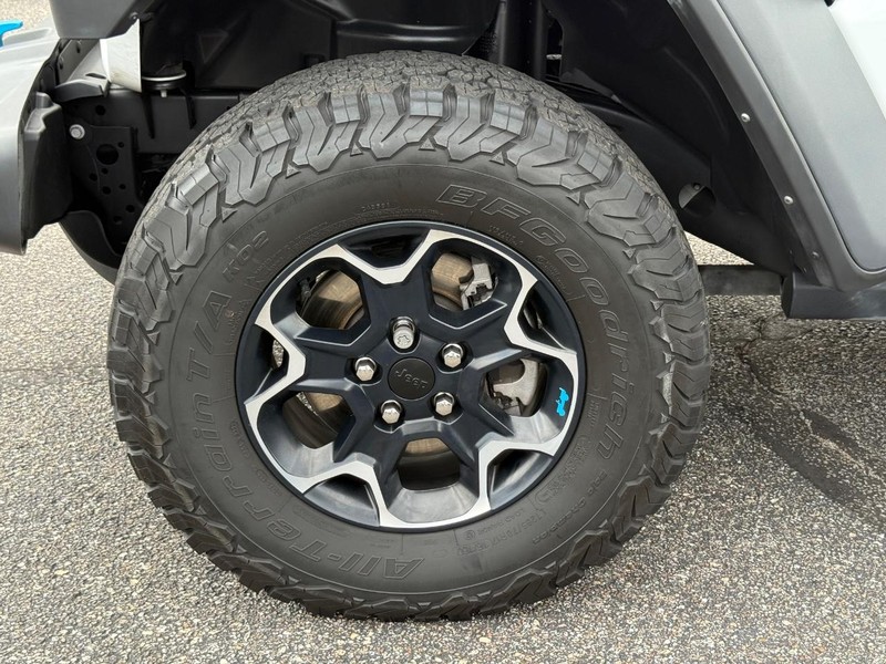 Jeep Wrangler 4xe Vehicle Image 08