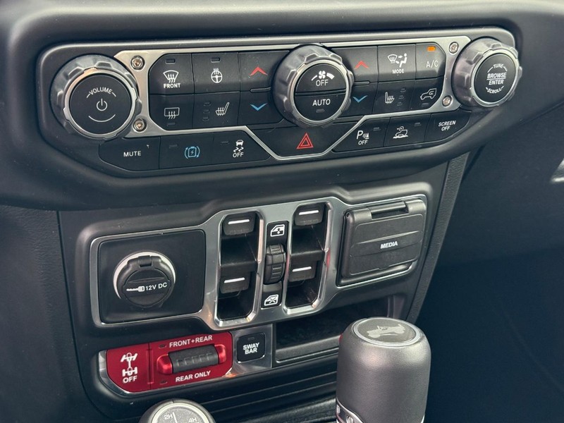 Jeep Wrangler 4xe Vehicle Image 22