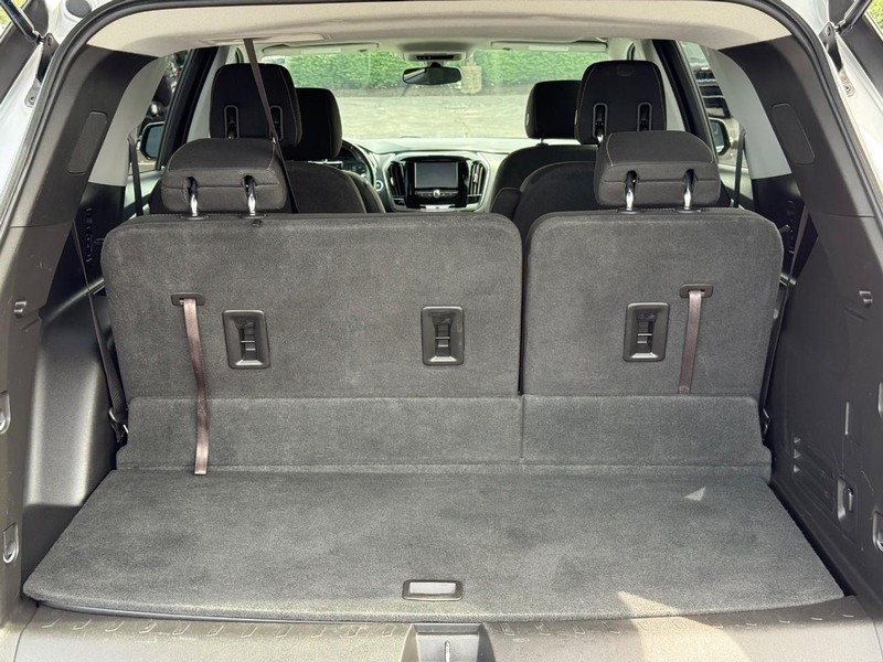 Chevrolet Traverse Vehicle Image 07