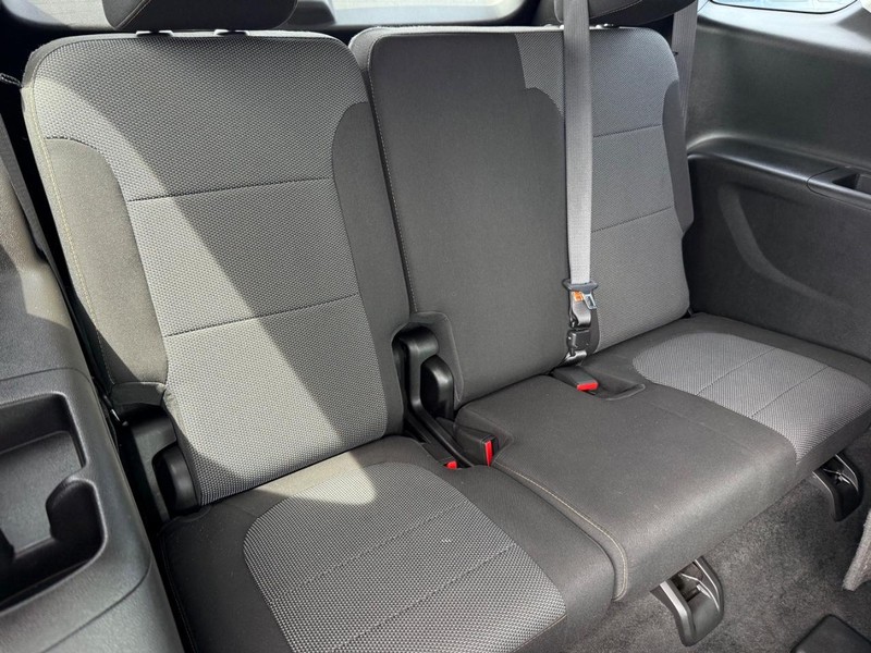 Chevrolet Traverse Vehicle Image 11