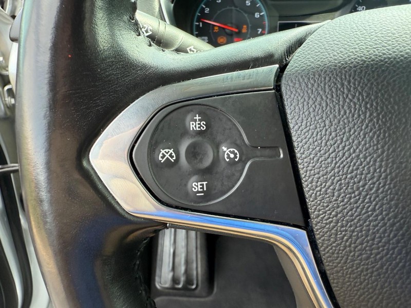 Chevrolet Traverse Vehicle Image 14