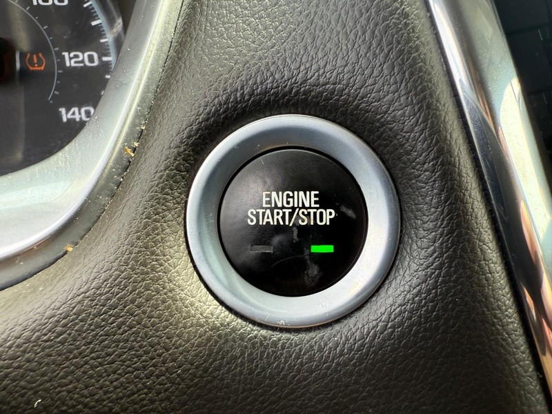 Chevrolet Traverse Vehicle Image 16